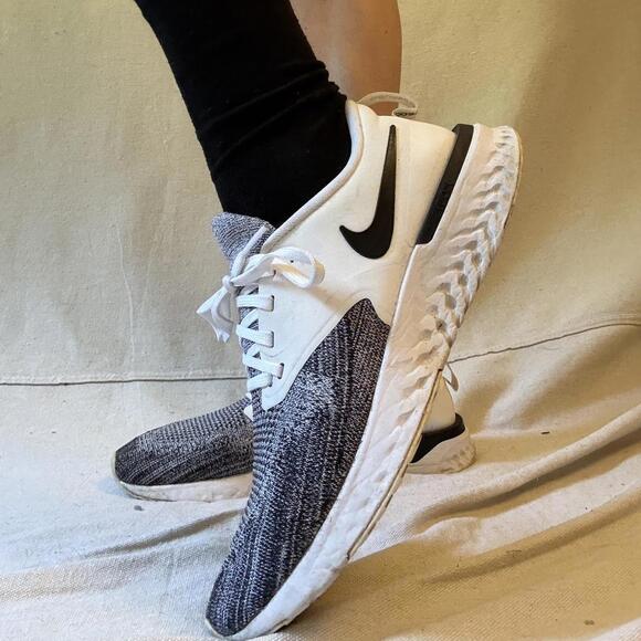 Nike Shoes - Nike flyknit running sneaker white and black running shoes